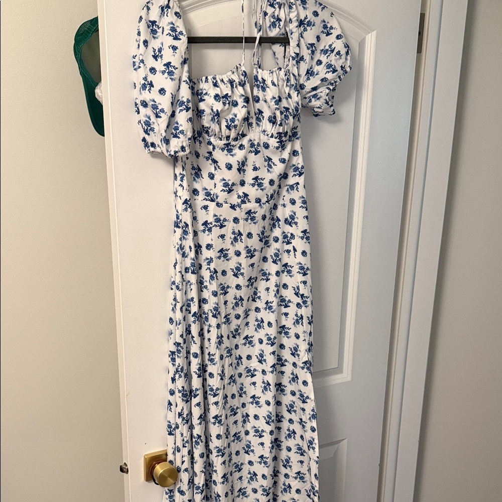 Floral Blue and White Women's milkmaid Dress